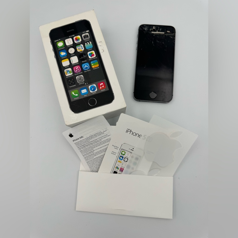 Used Apple iPhone 5s - 16 GB - Silver Box Manual Stickers‎ FOR PARTS